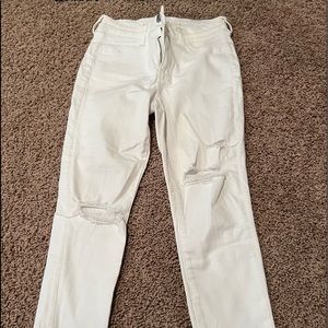 White American Eagle jeans